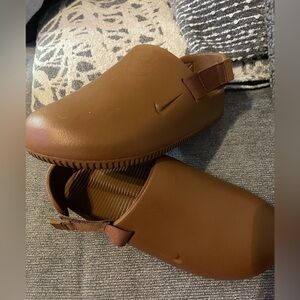 Nike Calm Mules sz 10 women’s